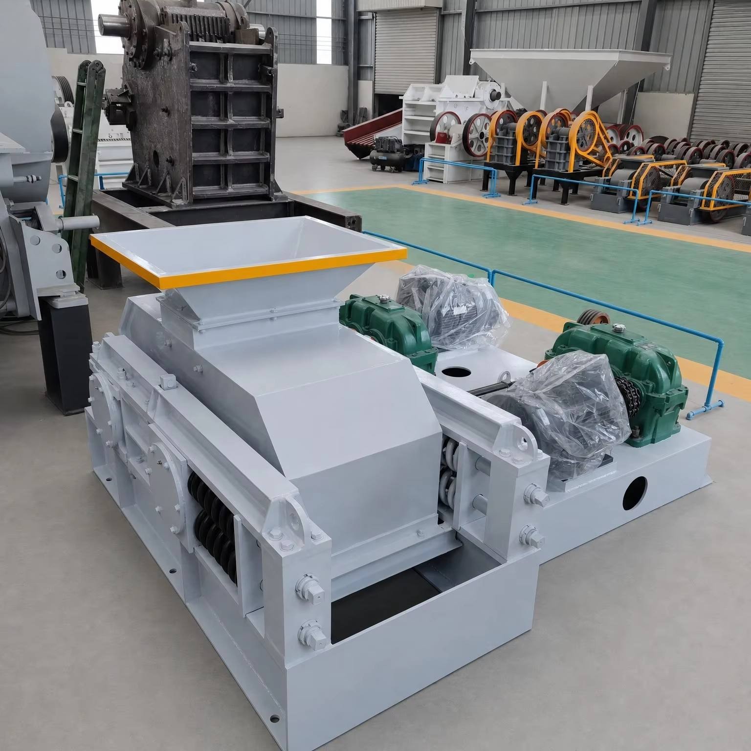 2PG series double roller crusher in our factory